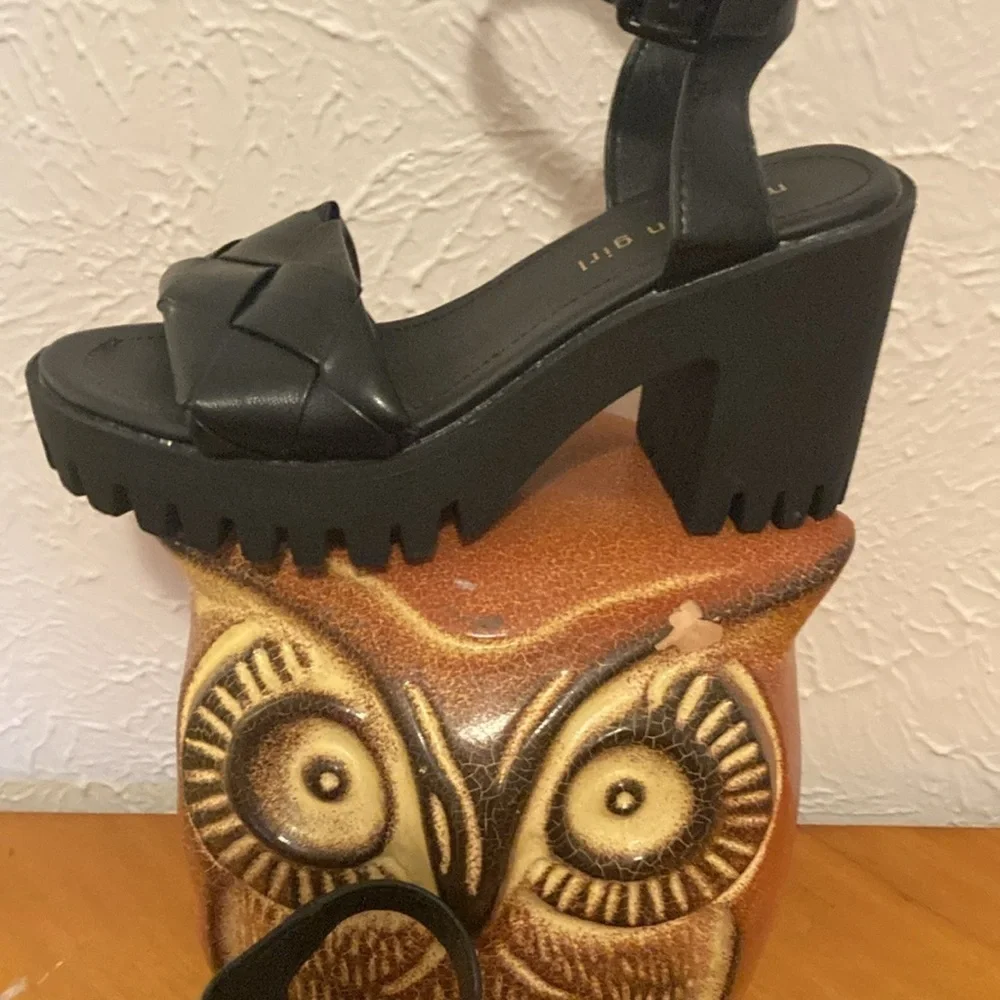 Madden Girl G-Sense Platforms - Picture 4 of 14